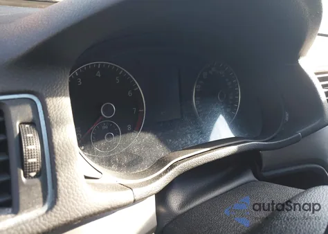 2014 Volkswagen Passat 1.8T Se z USA, uszkodzony, nr VIN 1VWBS7A33EC044839